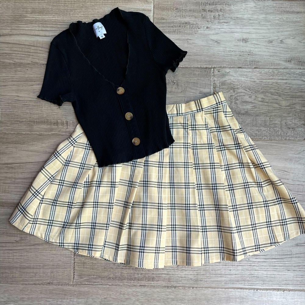 Princess Polly Mini Pleated Plaid Skirt Side Zipper light Tan/Black/White SZ 6